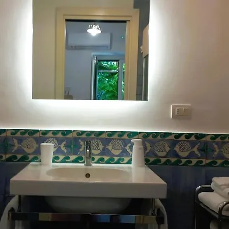 度假居 Casa Sopramare Con Terrazzo Panoramico 阿马尔菲